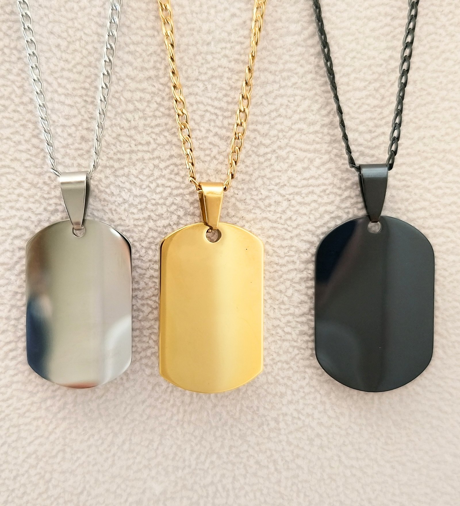 Collar Estilo militar con texto / fecha digitado